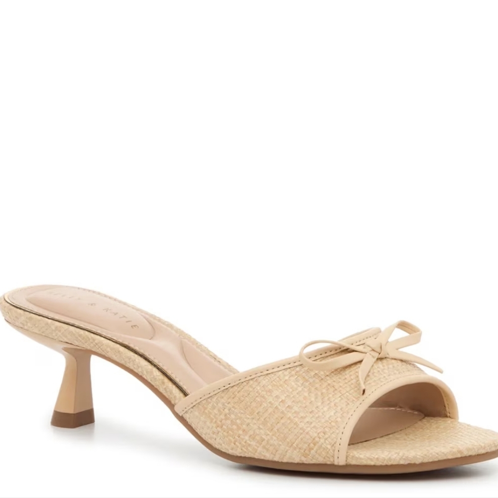 Kelly & Katie Madga Women's Mule Nude Bow Details Size 11M